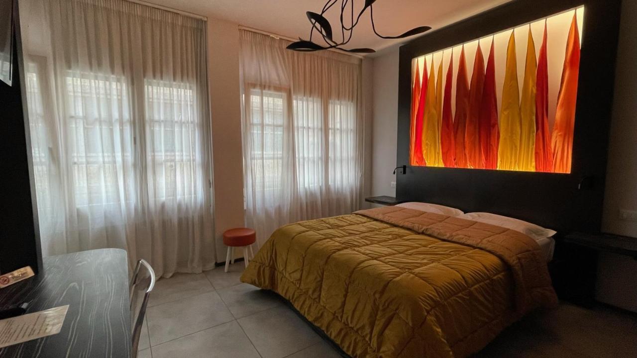 B&B Via Roma 25 อาเรซโซ ภายนอก รูปภาพ