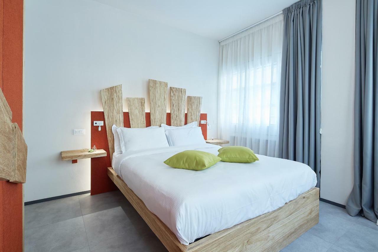 B&B Via Roma 25 อาเรซโซ ภายนอก รูปภาพ