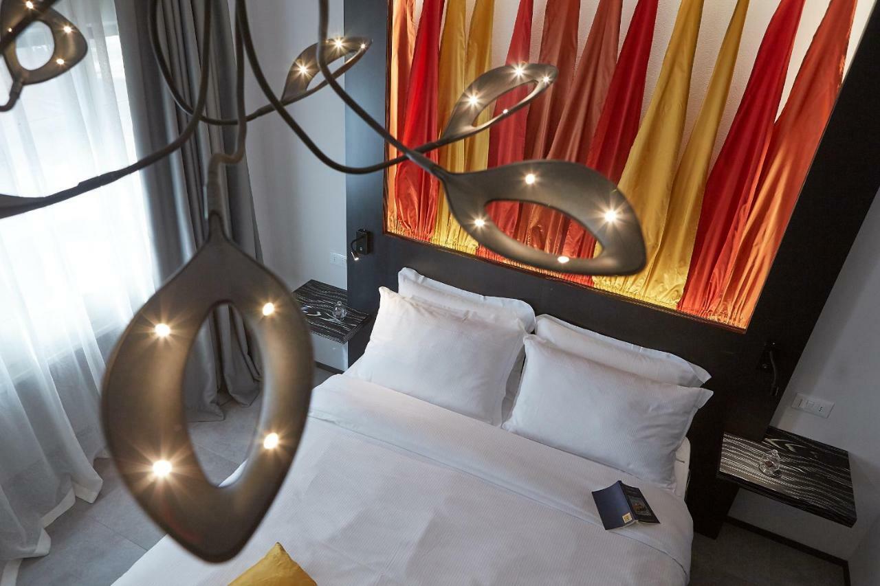 B&B Via Roma 25 อาเรซโซ ภายนอก รูปภาพ