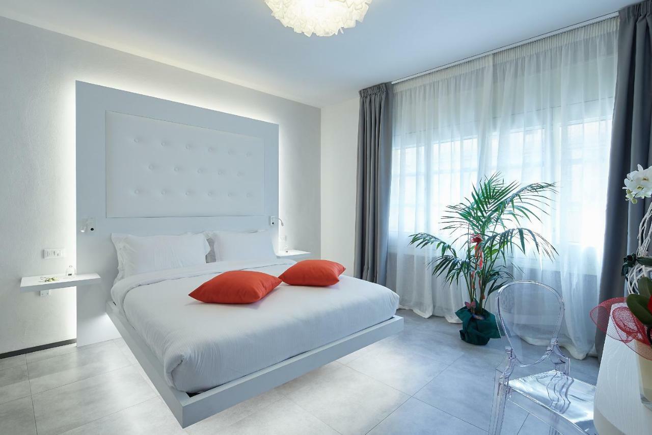 B&B Via Roma 25 อาเรซโซ ภายนอก รูปภาพ