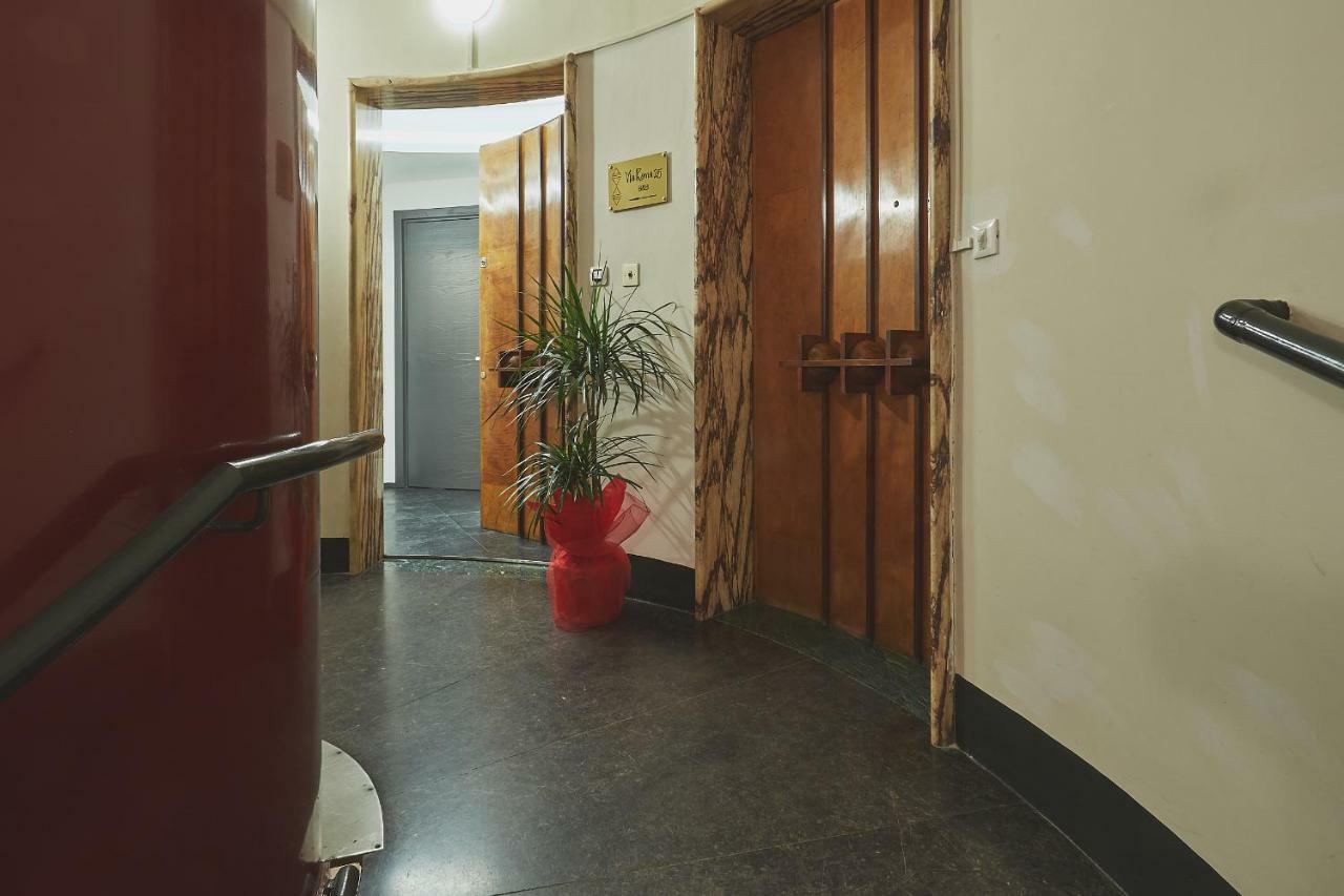 B&B Via Roma 25 อาเรซโซ ภายนอก รูปภาพ
