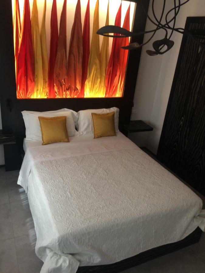 B&B Via Roma 25 อาเรซโซ ภายนอก รูปภาพ