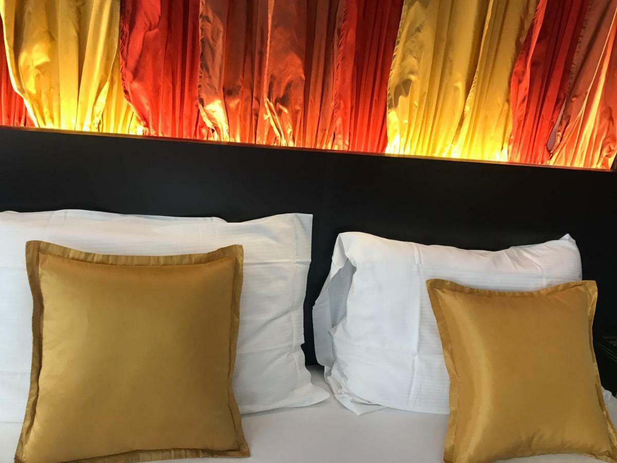 B&B Via Roma 25 อาเรซโซ ภายนอก รูปภาพ